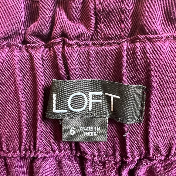 LOFT Emory Paperbag Waist Skirt | Plum Burgundy | Size 6 - Picture 7 of 7